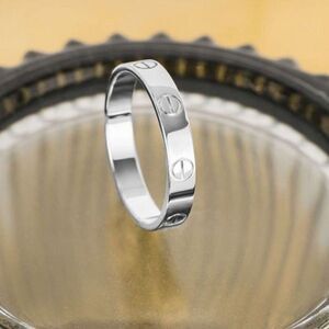 Elegant Silver Women's Ring